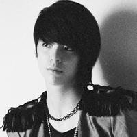 amber: 刘逸云 明星 qq头像_qq魔法师