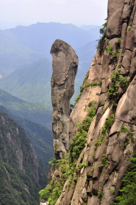 三清山巨蟒出山风景照片