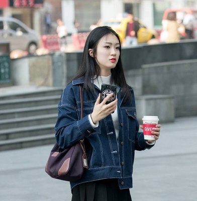 头圆的女生适合什么发型