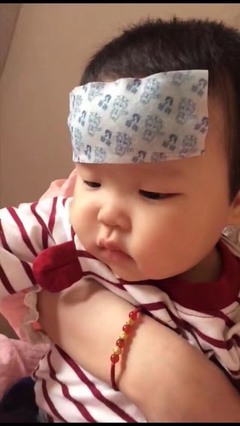 宝宝牙龈红肿充血图片