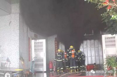 自建房厨房排烟口高度6