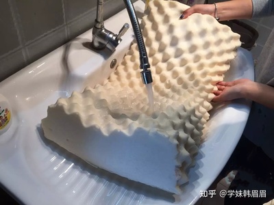 乳胶枕可以洗衣机洗吗