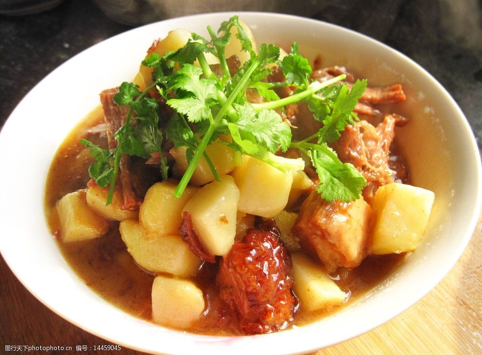 肉烧土豆