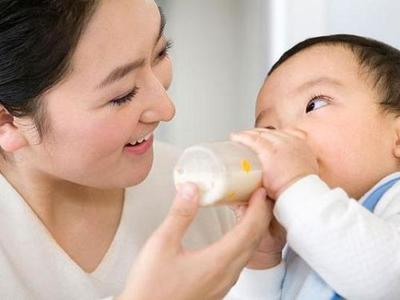 4个月宝宝母乳奶量标准