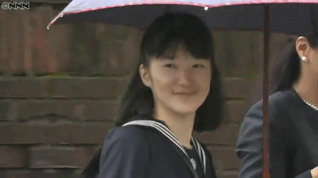 出国留学女孩好看