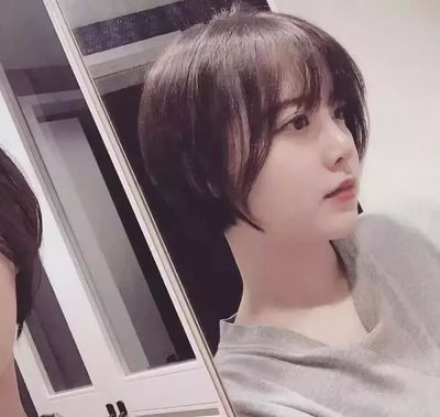 学生发型短发