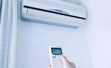 开一空调多少钱一个月