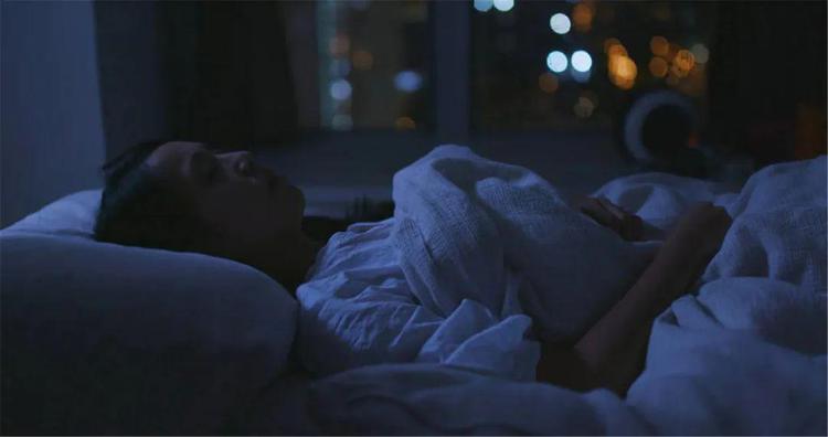 半夜出冷汗是怎么回事