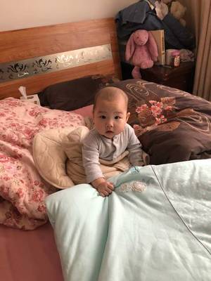 七个月宝宝不会坐正常吗