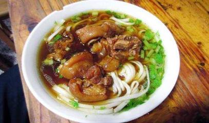 粉店骨头汤制作方法