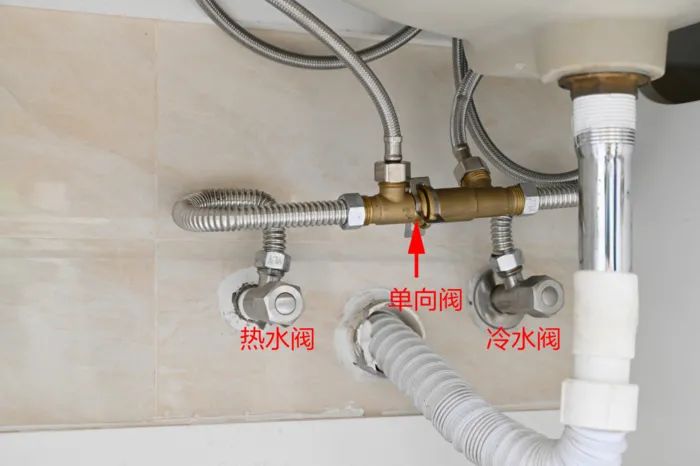 热水器热水阀滴水