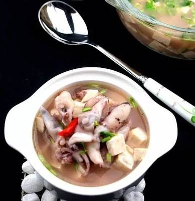 鱿鱼豆腐的做法