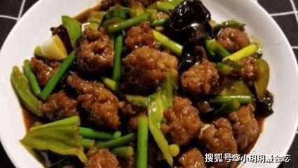 蒜苔肉丸的做法大全家常