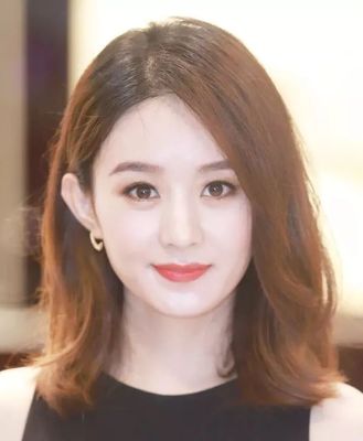 齐肩短发怎么用卷发棒