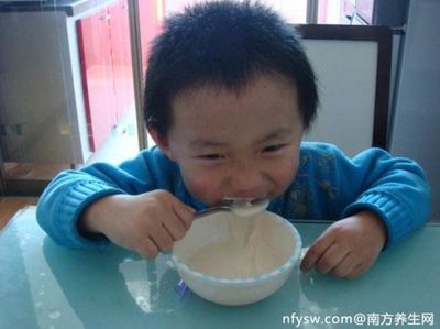 一岁半能喝酸奶吗