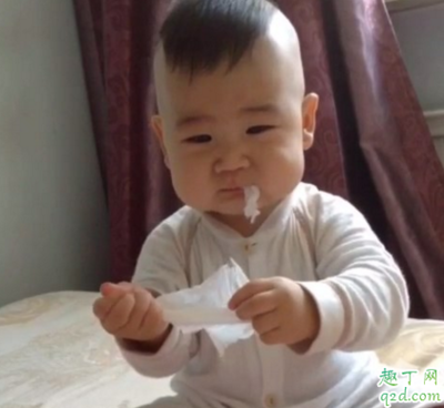 宝宝吃纸了怎么办