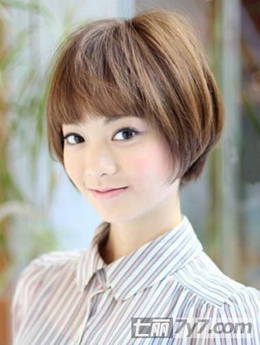 大圆脸短发