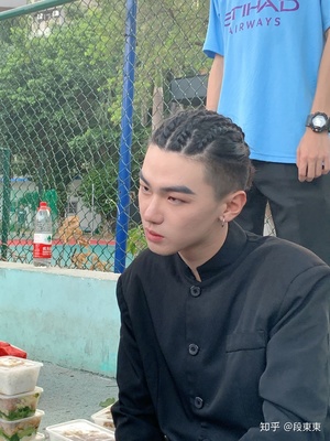 怎样留长发男士