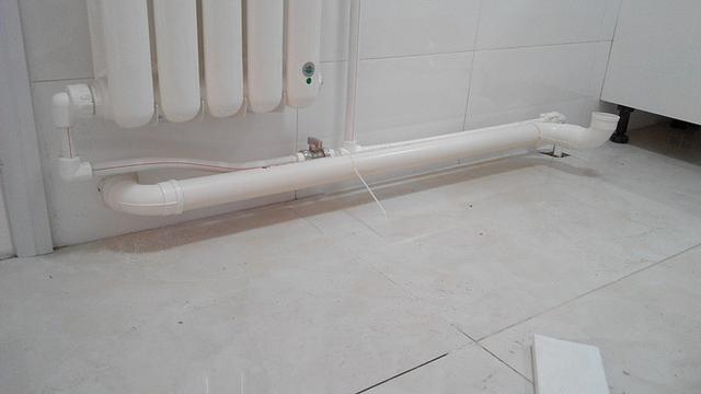 怎样安装厨房水管