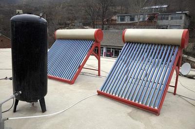 太阳能热水器谁发明的