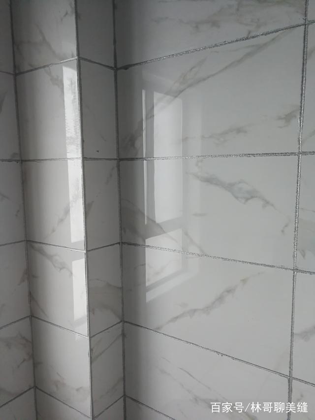白瓷砖美缝用什么颜色