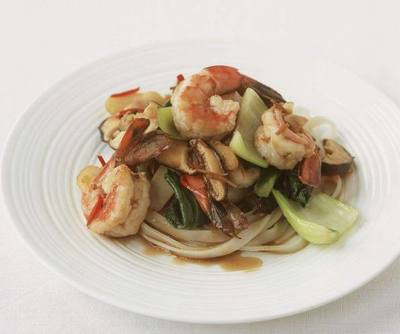 虾和油菜香菇面条