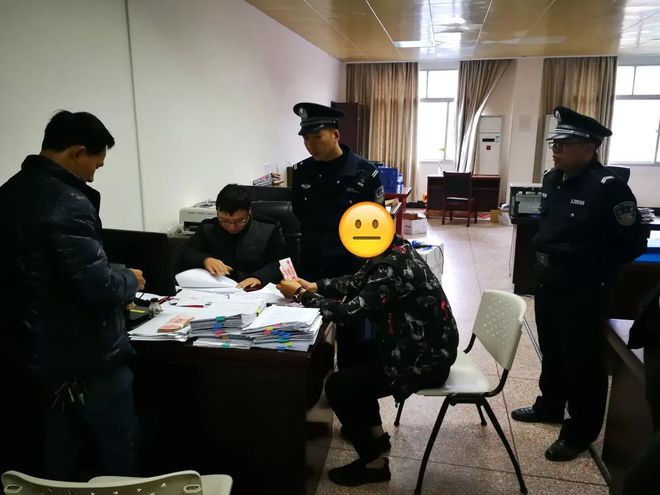 在拘留所可以打电话吗