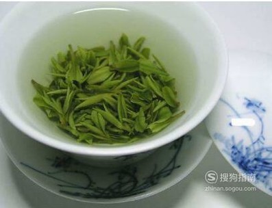 龙井茶汤颜色