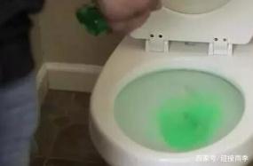 硬物堵住马桶怎么疏通