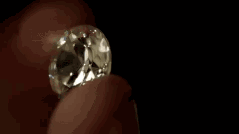 碎钻在钻石中称为