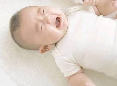 4个月宝宝受到惊吓怎么办