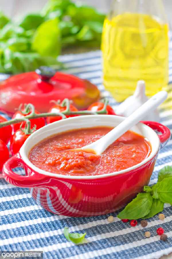  Discover the Best Tomato Soup Recipe: A Step-by-Step Guide to Perfecting Your Homemade Tomato Soup**