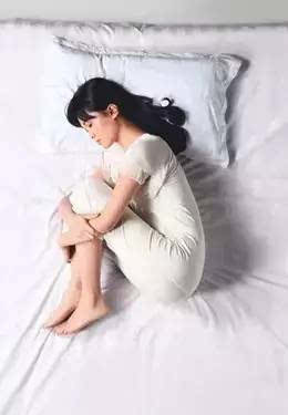 依赖性强的女孩性格