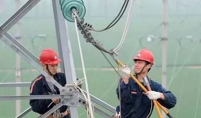 维修电工干什么的