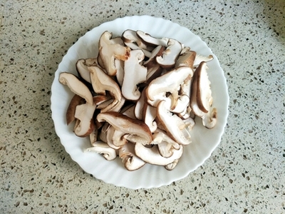 香菇耗油的做法