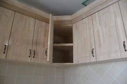 橱柜拐角量法