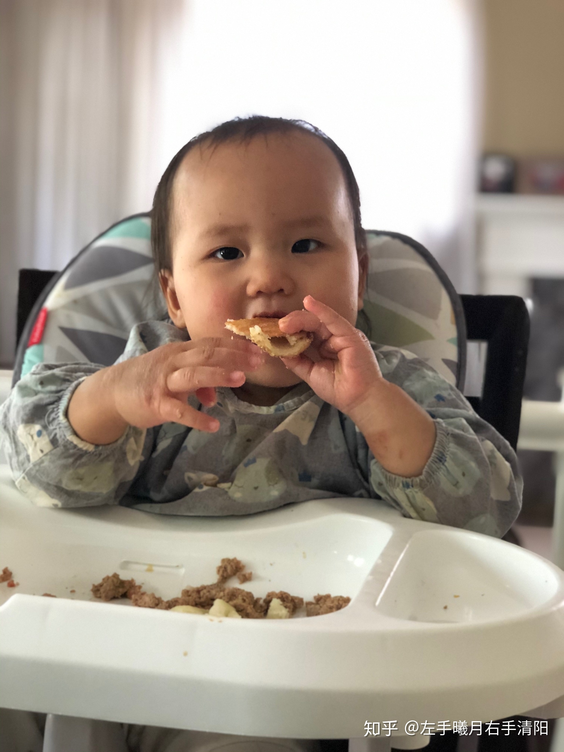 8个月宝宝一天吃几次辅食