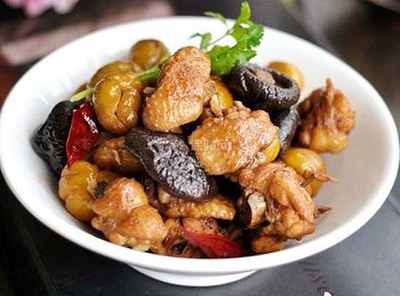 香菇炖土豆肉末