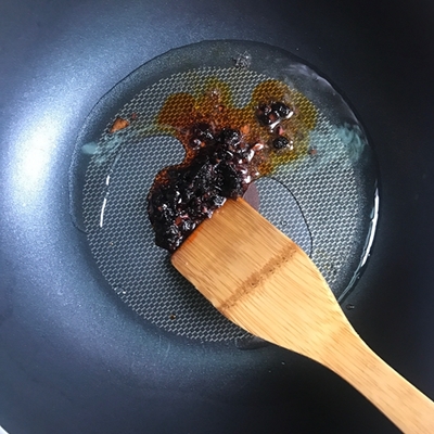 红油豆鼓油的制作方法