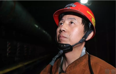 梦见和别人下煤矿干活