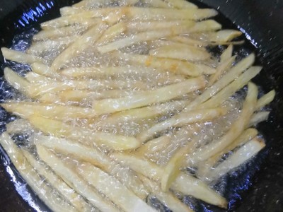 油炸土豆条怎么制作方法