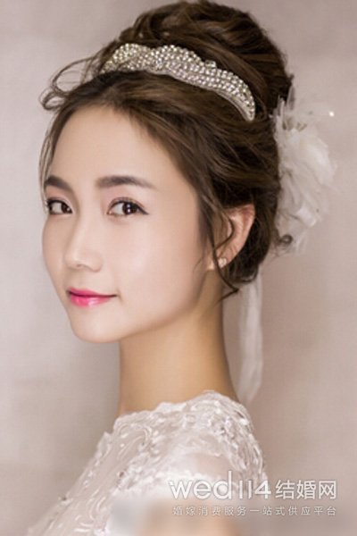 韩式婚纱照新娘发型