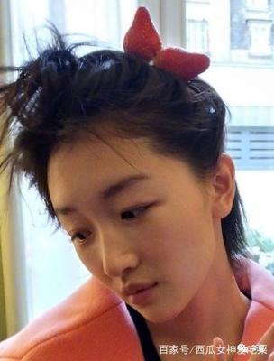 小女生脸上长痘痘怎么去除
