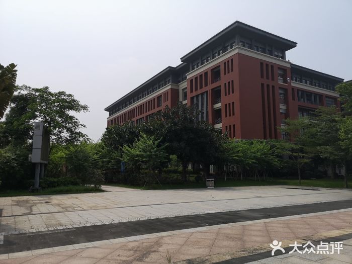 广州大学番禺校区