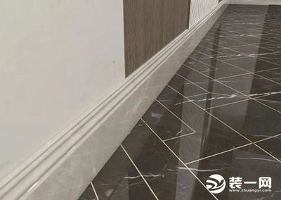 玻璃胶粘踢脚线牢固吗