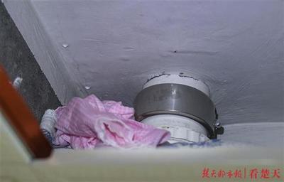 厨房下水管油污垢头发