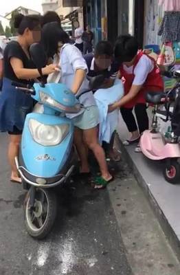 孕妇骑车