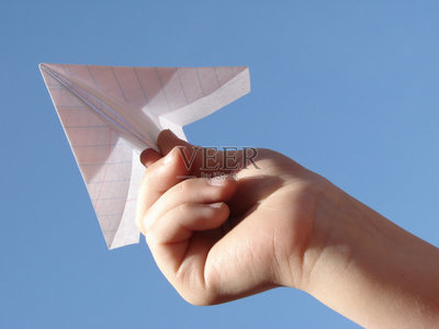 纸飞机受控