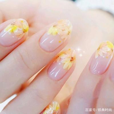 美甲 清新