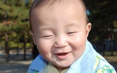 姓洪男孩子气质名字